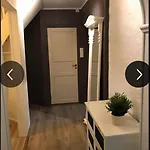 Apartment Large 4 Bedroom In With A Sunny Terrace