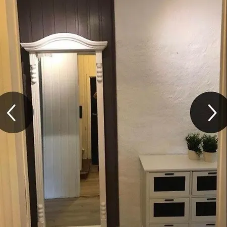 Large 4 Bedroom In With A Sunny Terrace Apartment *