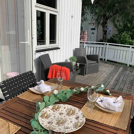 Apartment Large 4 Bedroom In With A Sunny Terrace