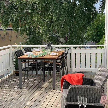 Large 4 Bedroom In With A Sunny Terrace