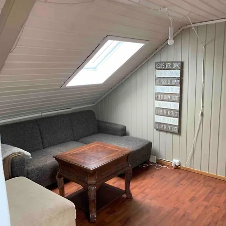 Apartment Large 4 Bedroom In With A Sunny Terrace *