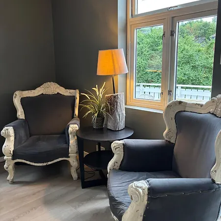 Large 4 Bedroom In With A Sunny Terrace * Trondheim